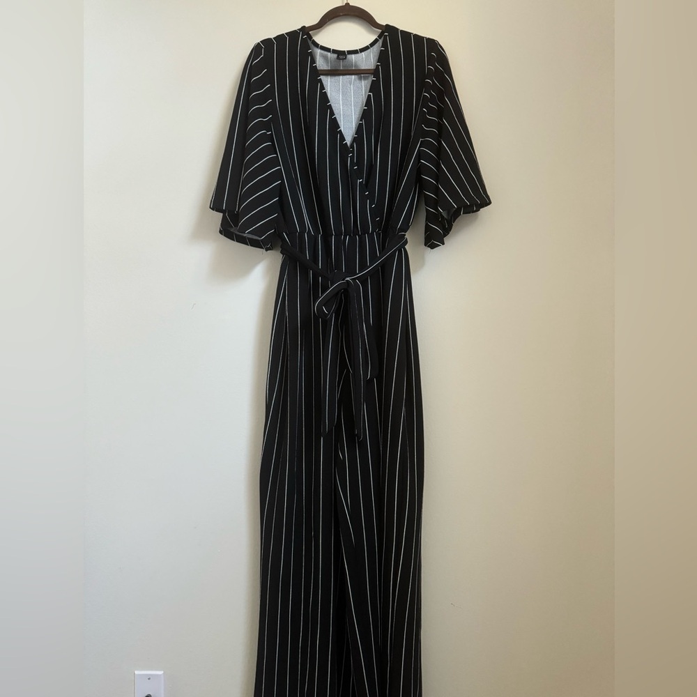 Chic Black Striped Wide Leg Jumpsuit
